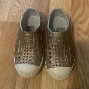 Pink sparkly natives